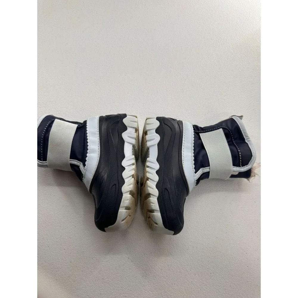 Toddler Navy Blue Winter Snow Boots Faux Fur Lined Size 9/10 Durable Sole Flower